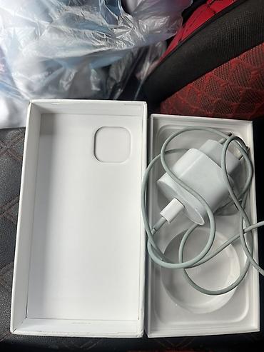ipad apple: IPhone 13, Ağ, Face ID — 4