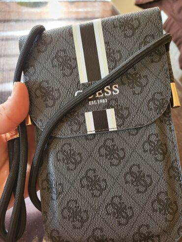 pojasevi za haljine prodaja: Guess nova torbica za telefon,odlicnog kvaliteta.Dolazi u originalnoj