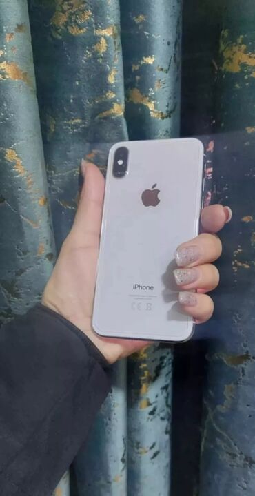 Apple iPhone: IPhone X, 64 ГБ, Белый, Face ID