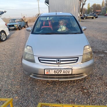 шлив машина: Honda Stream: 2002 г., 1.7 л, Автомат, Бензин, Минивэн