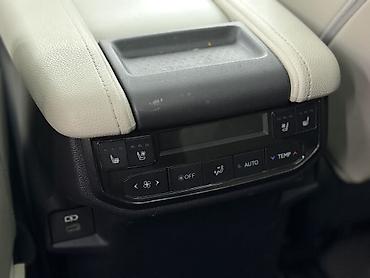 Toyota: Toyota Grand Highlander: 2024 г., 2.4 л, Автомат, Бензин, Внедорожник — 8