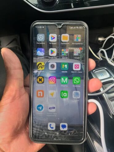 процессоры на сокете 1151: Redmi, Redmi 8, Колдонулган, 128 ГБ, түсү - Күмүш, 2 SIM