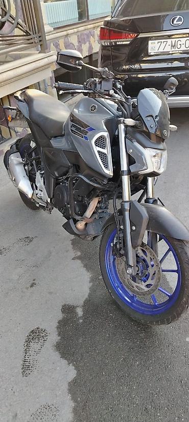 Мотоциклы: Yamaha 600 см3 — 2
