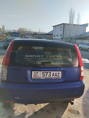 Honda: Honda HR-V: 2000 г., 1.6 л, Механика, Бензин, Кроссовер — 4