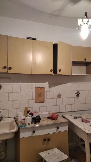 кухунный буфет: Кухонный гарнитур в классическом стиле (модульный) Состав: -