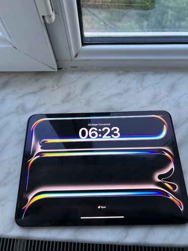 rusiya telefon qiymetleri: Б/у Apple iPad Pro 11 (2024), 11", 256 ГБ