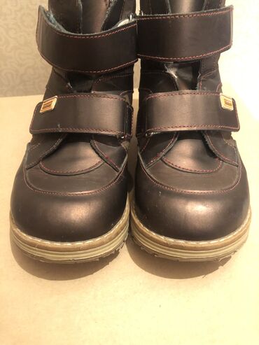 берцы военные: Срочно продаётся зимняя ортопедическая зимняя обувь .Отдаем за 2500