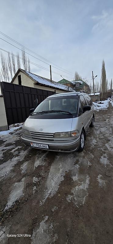 Toyota: Toyota Previa: 1994 г., 2.4 л, Механика, Бензин, Минивэн — 12