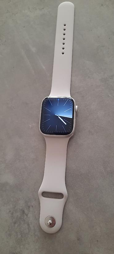 Смарт-часы: Apple watch 8 45mm. Batareya 78%. Karopka ve zaryatka kabeli yoxdu — 5