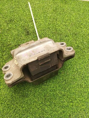 мотор на гольф: Подушка мотора Volkswagen