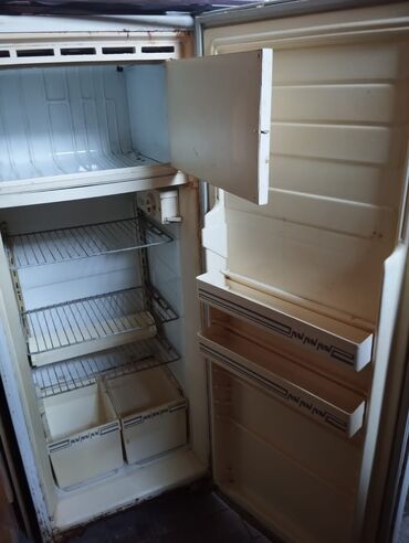 продаю холодильник: Б/у Холодильник De frost, Двухкамерный, цвет - Белый