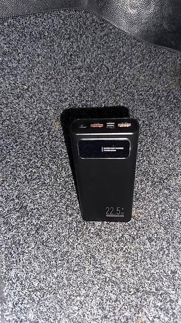 venu 4: Внешний аккумулятор (power bank) с быстрой зарядкой 22.5 Вт. Основные — 4