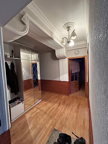 qara qarayev ev: Yeni Yasamal, 3 otaqlı, Yeni tikili, m. İnşaatçılar, 72 kv. m — 9