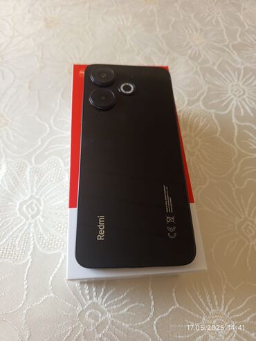 Xiaomi: Xiaomi 13, 8 GB, rəng - Qara, 
 Kredit