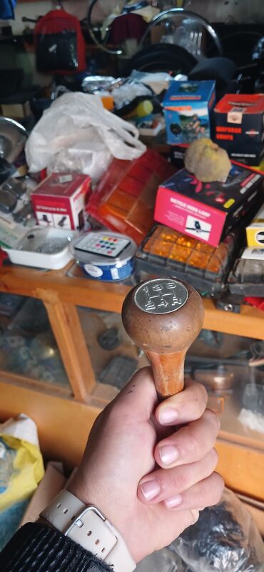 Velosiped ehtiyyat hissələri: Məhsul: Velosiped ehtiyat hissələri və aksesuarları Təsvir: - — 34