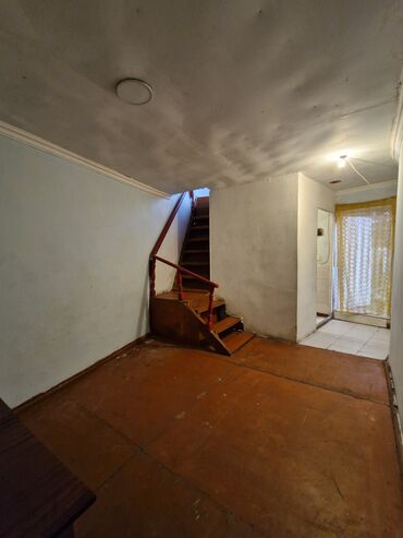 Uzunmüddətli kirayə evlər: Kirayə verilir. Ünvan: Yasamal, "Kaktus" adlanan ərazidə Qaz, Su — 9