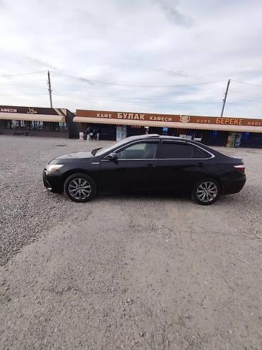 mini kuper: Toyota Camry: 2017 г., Гибрид, Седан — 5