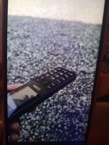 купить кондиционер бу: CORN brendi tərəfindən istehsal olunan bu qara rəngli mobil telefon