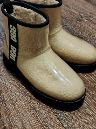 Čizme: Čizme, UGG, 38 — 5