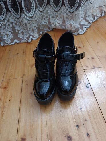 tangetka ayaqqabilar: Tuflilər, Zara, Ölçü: 36, rəng - Qara, Yeni
