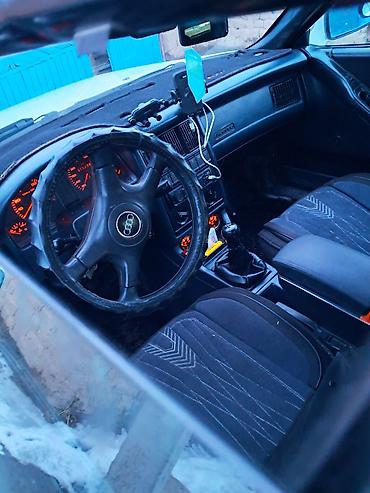 Audi: Audi 80: 1994 г., Седан — 7