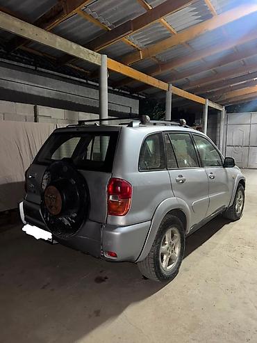 Scion: Toyota RAV4: 2004 г., 2 л, Автомат, Бензин, Кроссовер — 2