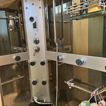 qubada obyekt satilir: 4 otaqlı, 250 kv. m, Yeni təmirli — 2