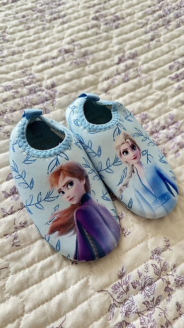 Детская обувь: Обувь на девочку б/у в отличном состоянии,зимние новые,аквасоки Lc — 2