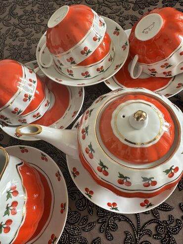 чайный сервиз на 12 персон купить: Винтажный красивый чайный сервиз из костяного фарфора на 6 персон