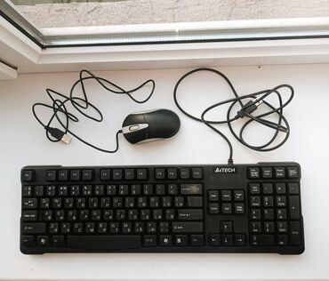 обмен ноутбук: Продаю комплект мышь+клавиатура работают отлично хорошем состоянии