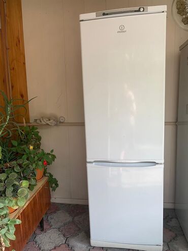 веб камера иссык куль: Холодильник Indesit, Б/у, Двухкамерный