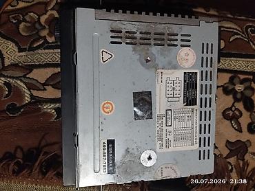 blutuz aux: Avtomobil maqnitofonu – CD/MP3 Receiver Xüsusiyyətlər: - Ön paneldə — 1