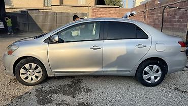 ccc bmw: Toyota Belta: 2007 г., Автомат, Бензин, Седан — 2