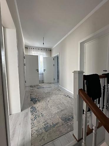 Продажа домов: 6 комнат и более, 140 м², 3 соток, Бишкек, Ак-Орго ж/м Собственник — 8