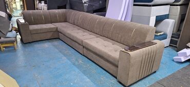 Угловые диваны: Угловой диван, C подушками, Трехместный — 12