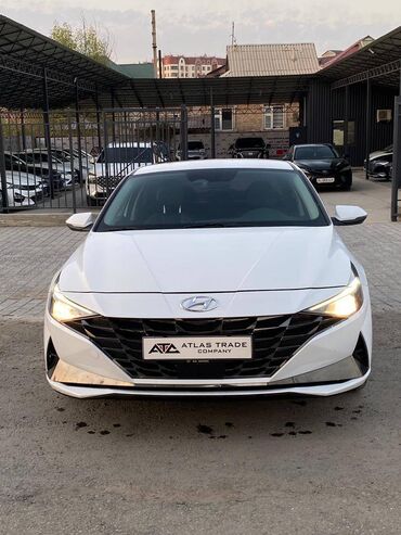 обмен машинами ключ в ключ: Hyundai Avante: 2020 г., 1.6 л, Вариатор, Гибрид, Седан