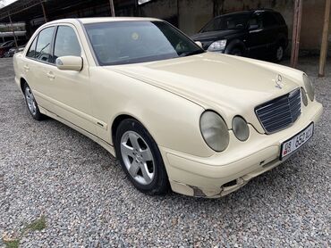 Kia: Mercedes-Benz E 220: 2001 г., 2.2 л, Механика, Дизель, Седан