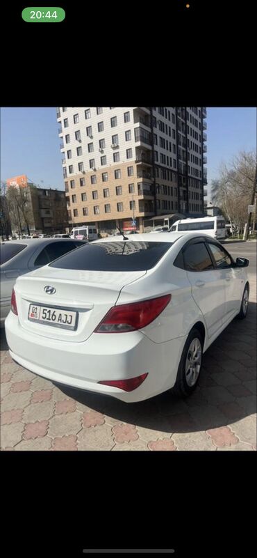 хундай солярис 2015: Hyundai Solaris: 2015 г., 1.6 л, Автомат, Бензин, Седан