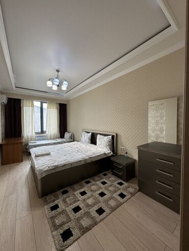 Долгосрочная аренда квартир: 2 комнаты, Риэлтор, Без подселения, С мебелью полностью — 3