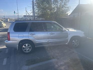 накладка на субару: Subaru Forester: 2002 г., 2 л, Автомат, Бензин, Универсал — 2