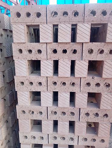 Строительный кирпич: Пустотелый, дырчатый, Жженый кирпич, Полублок, 250×120×90 — 16