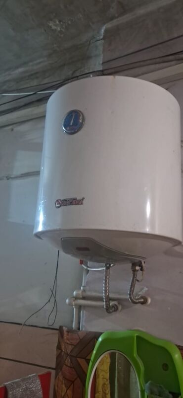 i̇pohne x: Yaxşı vəziyyətdə ariston