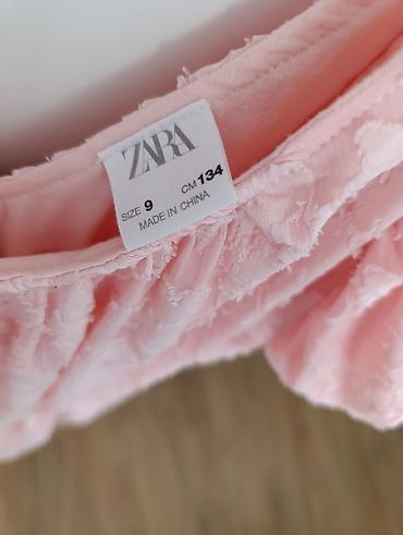paccioti patike: ZARA dečija haljina, veličina 9 (visina 134 cm). - Boja — 1