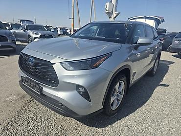 byd d1: Toyota Highlander: 2022 г., 2.5 л, Автомат, Бензин, Кроссовер — 3