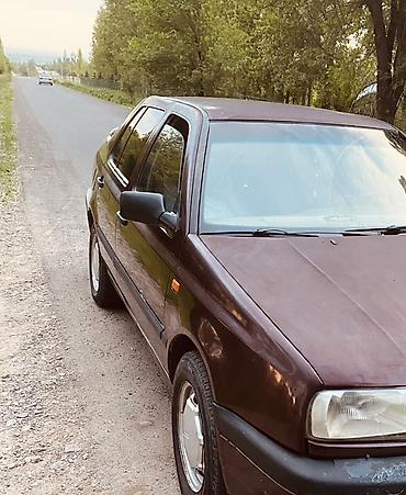 vento vento: Volkswagen Vento: 1992 г., 1.8 л, Механика, Газ, Седан — 4