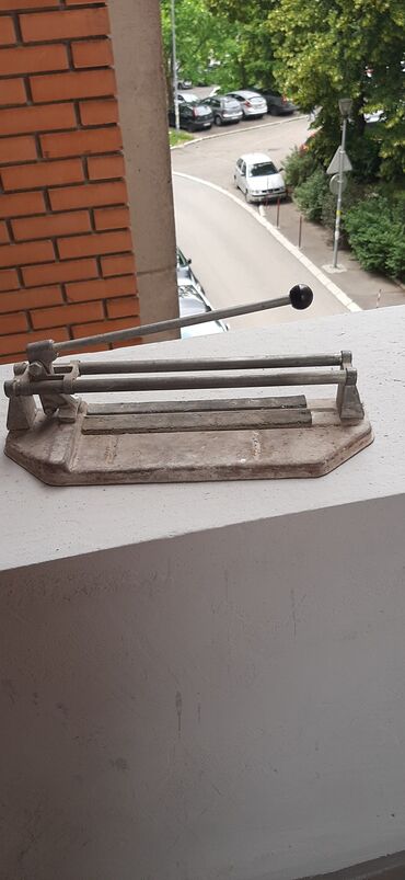 mešalica za beton lifam: Sprava za secenje plocica