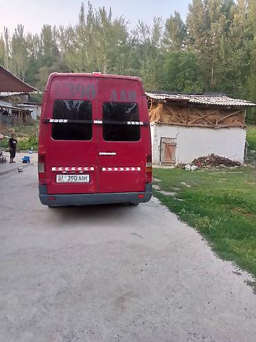 211 3 2: Mercedes-Benz Sprinter 412, красный, 1996 г.в. Тип: грузовой фургон — 6