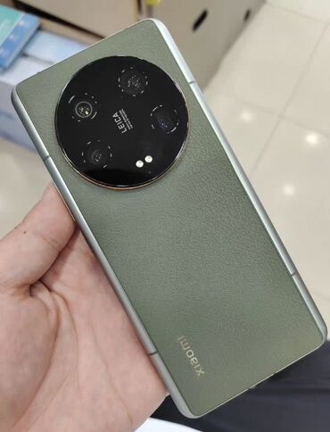 сабвуфер авто: Xiaomi, 13 Ultra, Колдонулган, 256 ГБ, түсү - Кара