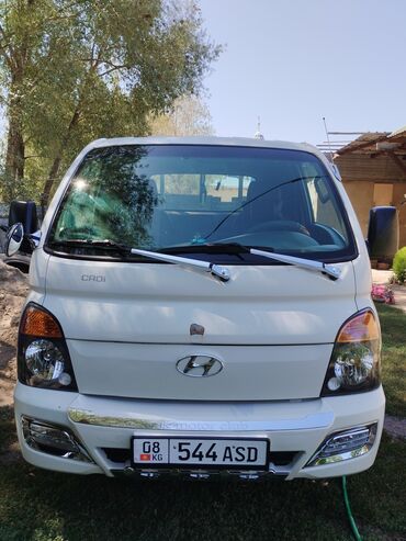 домкраты на авто: Легкий грузовик, Hyundai, Стандарт, 1,5 т, Б/у