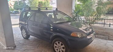 Honda HR-V: 1.6 l | 2004 year SUV/4x4